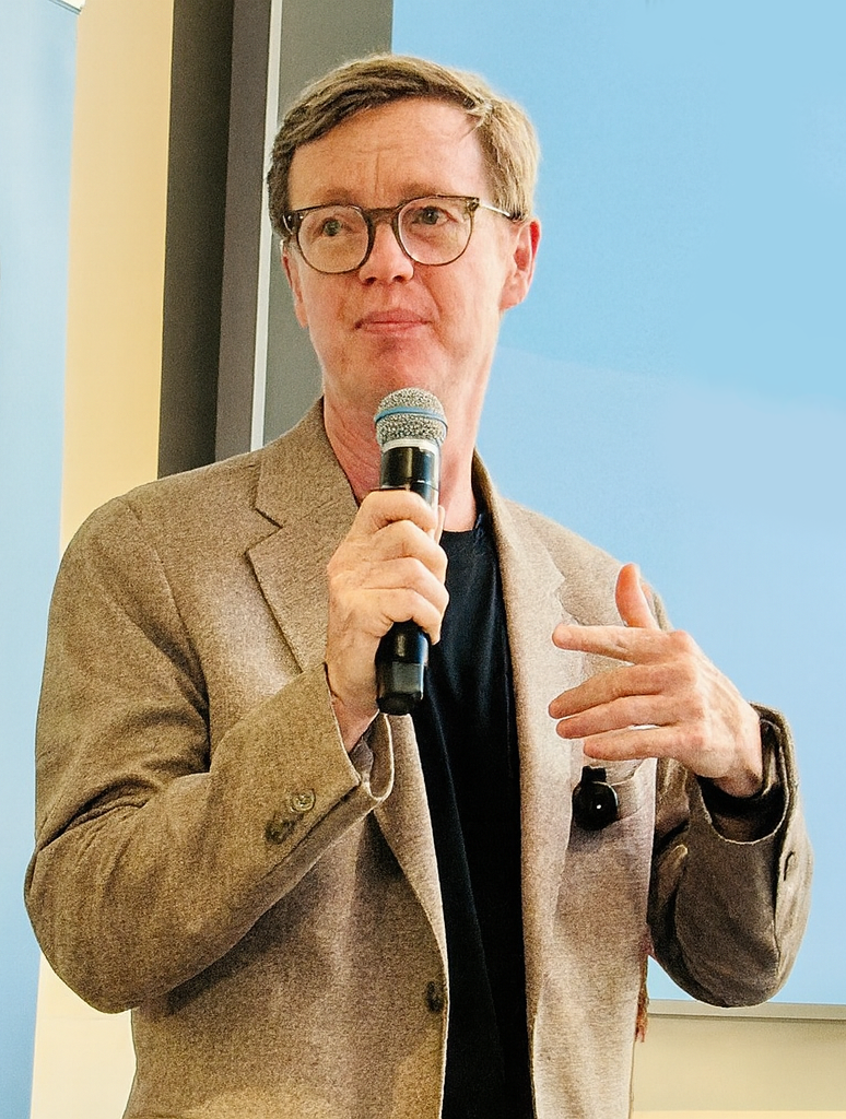 Laurent Rains