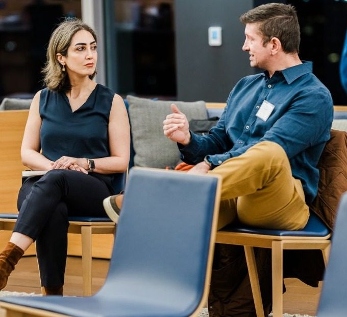 A founder and a Partner in a one-on-one conversation